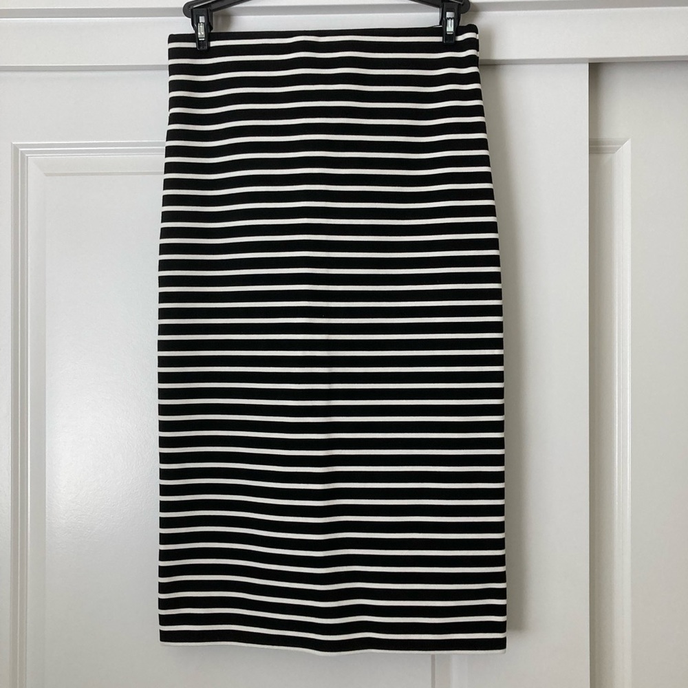 LOFT body con skirt size small
